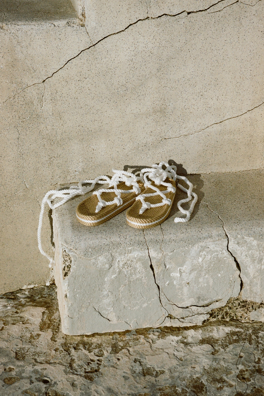 Romano - Camel/White